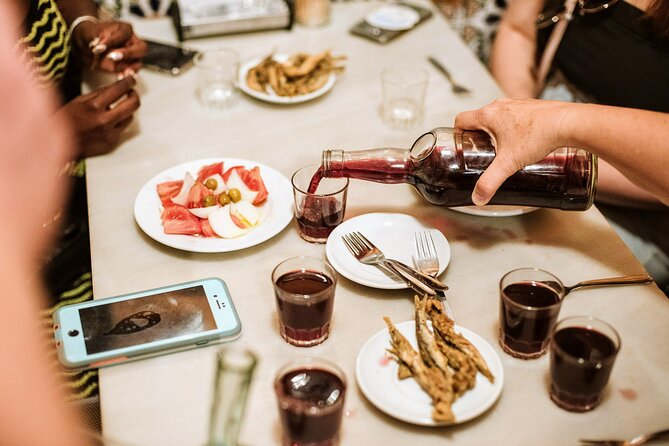 Barcelona Tapas, Taverns and Gothic Quarter History Tour - Tour Duration and Group Size