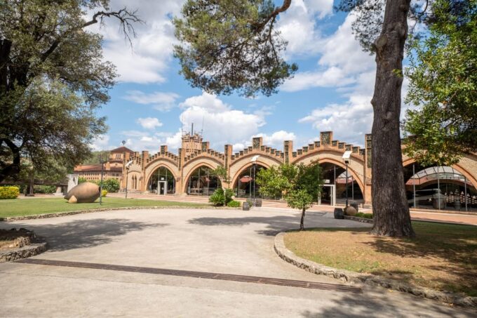 Barcelona: The Iconic Tour - Winery History
