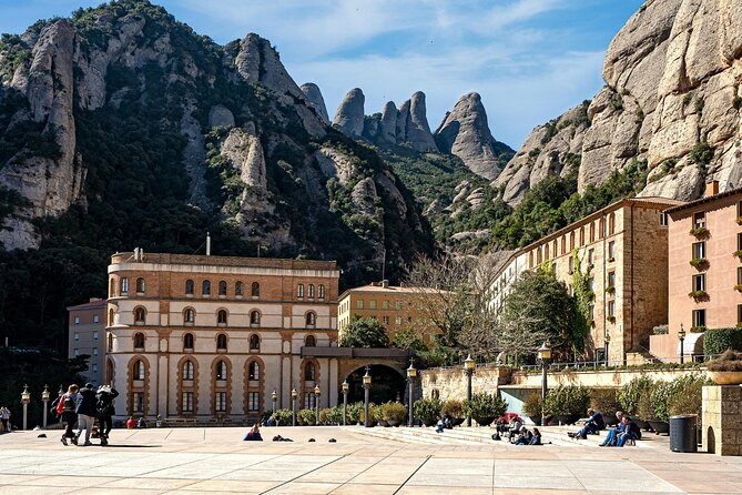 Barcelona To Montserrat Premium Half Day Guided Tour - Tour Highlights
