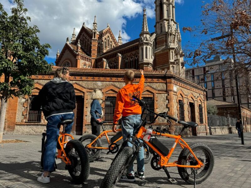 Barcelona: Top-20 City Sights Bike/eBike Guided Private Tour - Flexibility and Cancellation