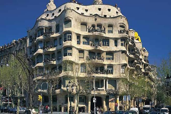 Barcelona Tour - Pricing and Group Details