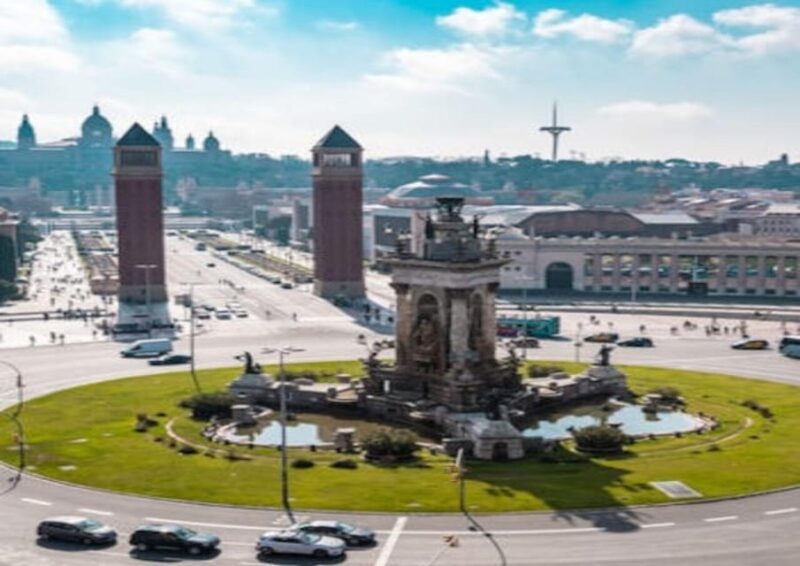 Barcelona Tour: Walking 2 Hours - Olympic Village, Barceloneta, and Promenade Tour Option
