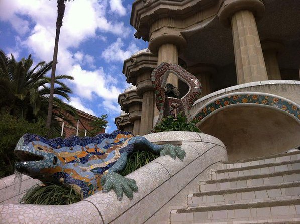 BARCELONA TREASURES & JAMON EXPERIENCE by Vespa Scooter - Key Points