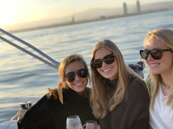 Barcelona: Two-Hour Midday or Sunset Sailing Cruise - Cruise Duration and Times