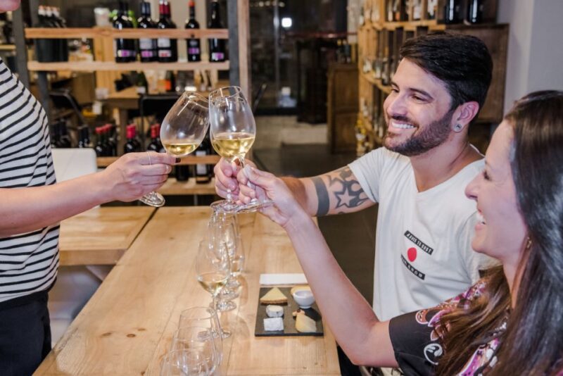 Barcelona: Wine Tasting and Tapas 5-Course Pairing Dinner - Key Points