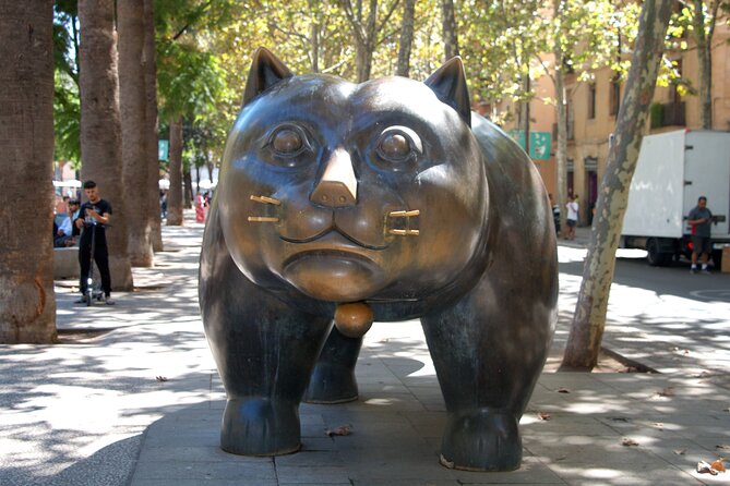 Barcelonas El Raval and the Gothic Quarter: A Self-Guided Audio Tour - Highlights of the Tour