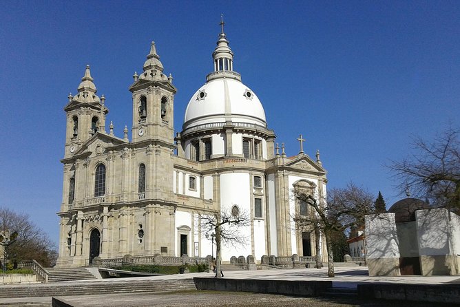 Barcelos, Braga & Guimarães Tour - Tour Highlights: Guimarães