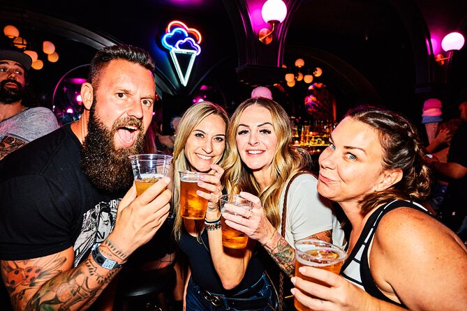 Barcrawl on Fremont Street Tour - The Barcrawl Experience