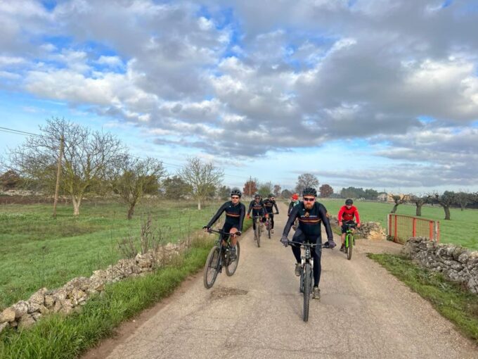 Bari: E-Bike Tour and Fresh Pasta Cooking Class in Masseria - What to Bring