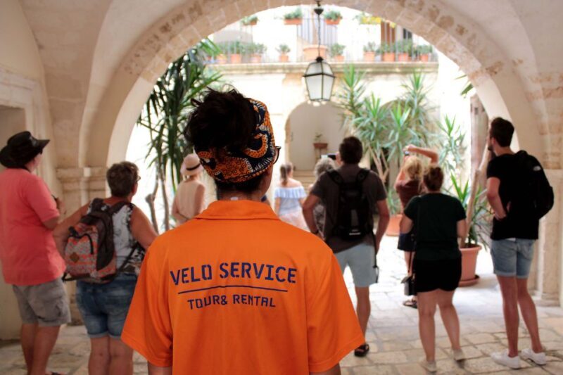 Bari: Guided Walking Tour - Guided Experience