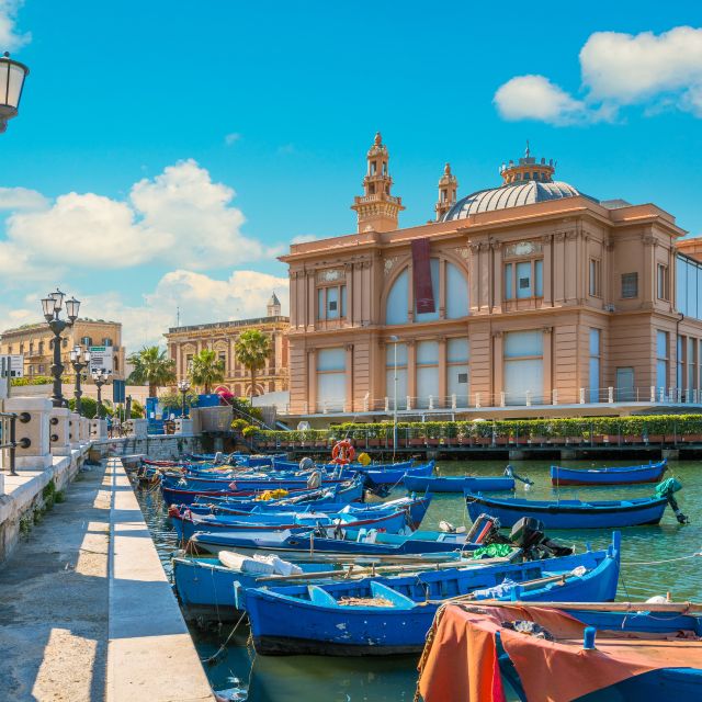 Bari: Guided Walking Tour With Local Products Tasting - Pricing and Duration