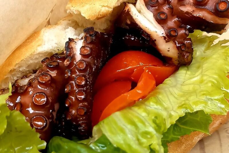 Bari: Italian Street Food Tour With Tastings and Drinks - Tour Meeting Point