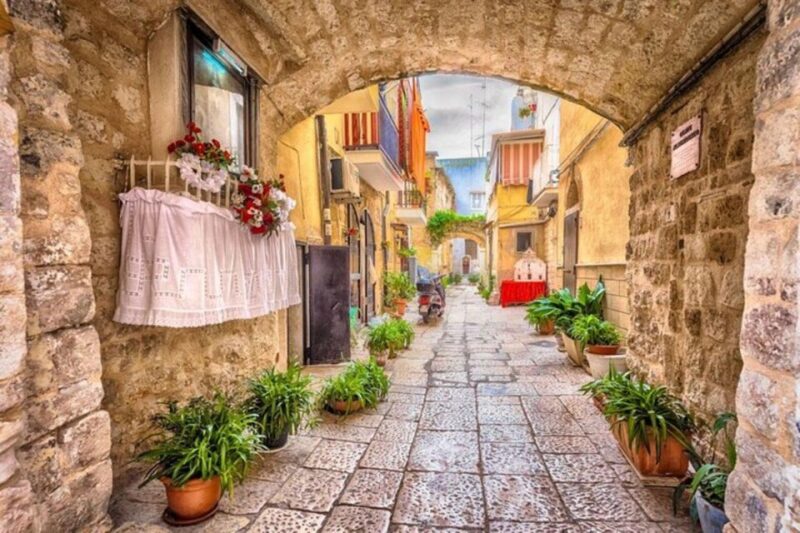 Bari : Must-See Attractions Walking Tour - Norman-Swabian Castle