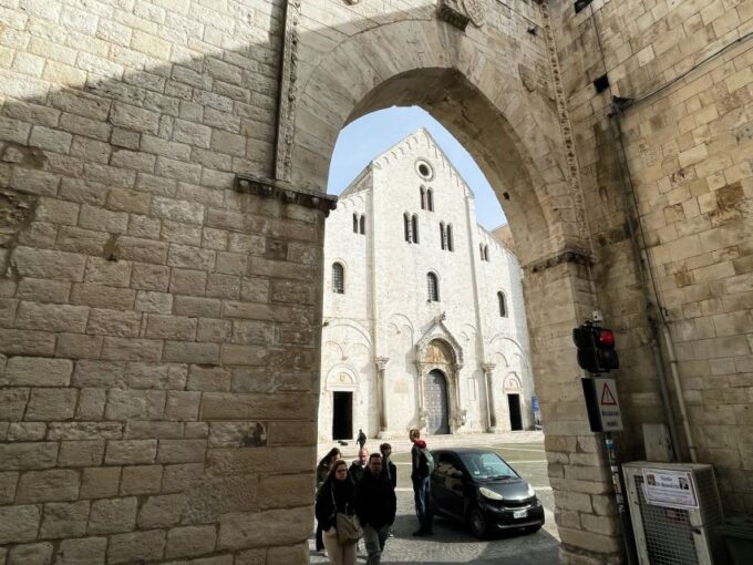 Bari: Old City Highlights Walking Tour - Savoring Local Street Foods