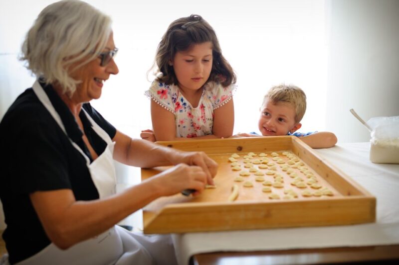 Bari: Private Pasta-Making Class at a Locals Home - Class Features and Inclusions