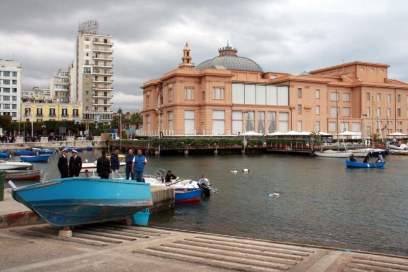 Bari: Private Walking Tour - Experience Details