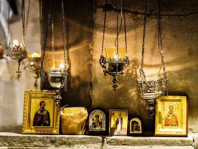 Bari: St. Nicholas Basilica and Crypt Guided Tour - Tour Itinerary and Inclusions