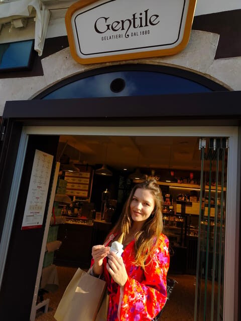 Bari: Street Food Walking Tour With Wine Tasting - Cultural Insights