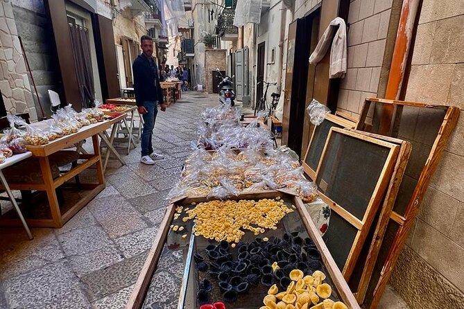 Bari Walk Through History - Customer Reviews and Ratings