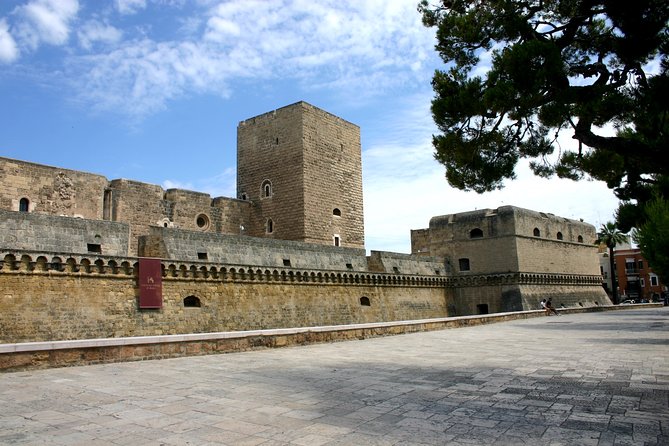 Bari Walking Tour in Small Group - Tour Highlights