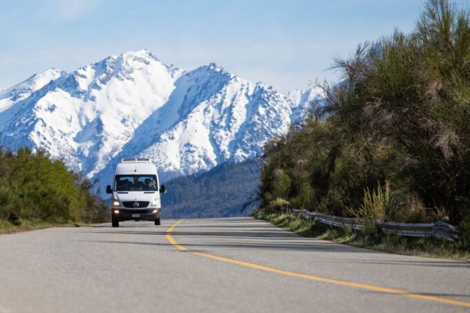 Bariloche: Full-Day El Bolsón and Puelo Lake Tour - Transportation Details