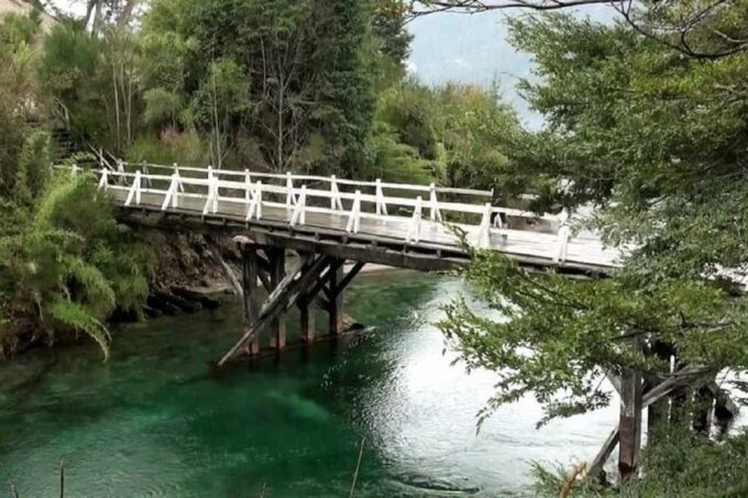 Bariloche San Martin De Los Andes and Seven Lakes Road Tour - Pickup and Departure