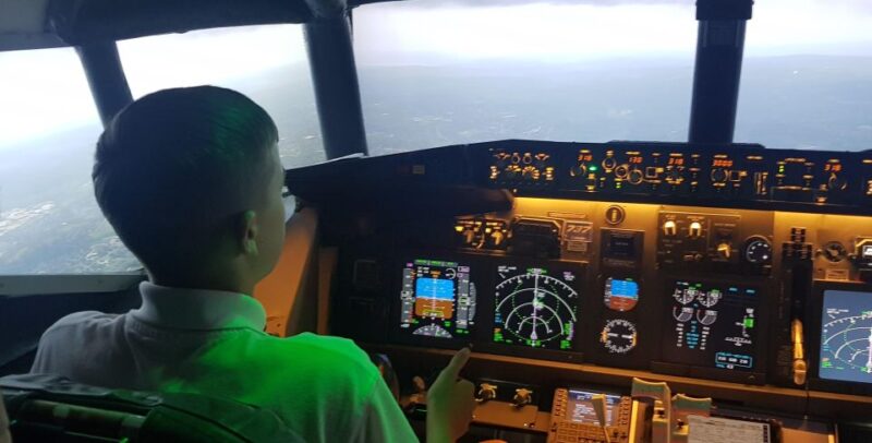 BARNSLEY(60 MINS BOEING 737 FLIGHT SIMULATOR EXPERIENCE) - Airport Choices