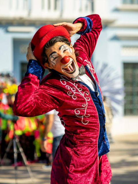 Barranquilla Carnival: Parade W/ Colombia Soccer Federation - Key Points