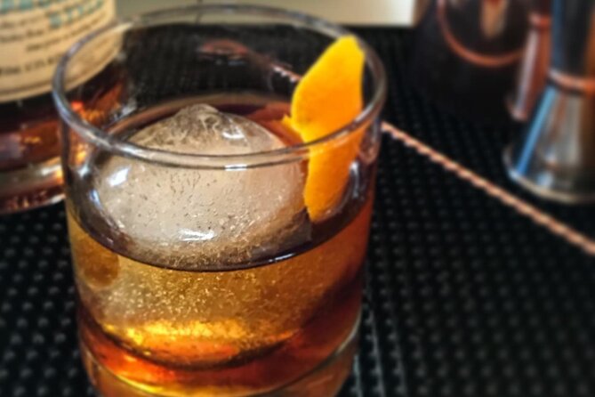 Bartender Signature Cocktail Class in the West Village - Bartender and Instructor