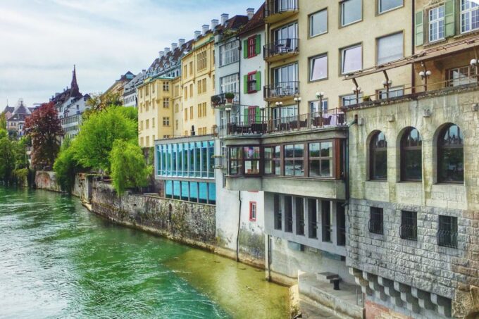 Basel: First Discovery Walk and Reading Walking Tour - Getting Started