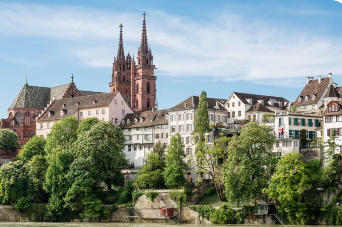Basel: First Discovery Walk and Reading Walking Tour - Exploring the City