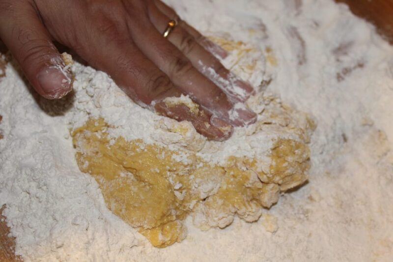 Basel: Italian Cooking Experience: Apero, Lasagna, Tiramisu - Aperitivo and Wine Pairings