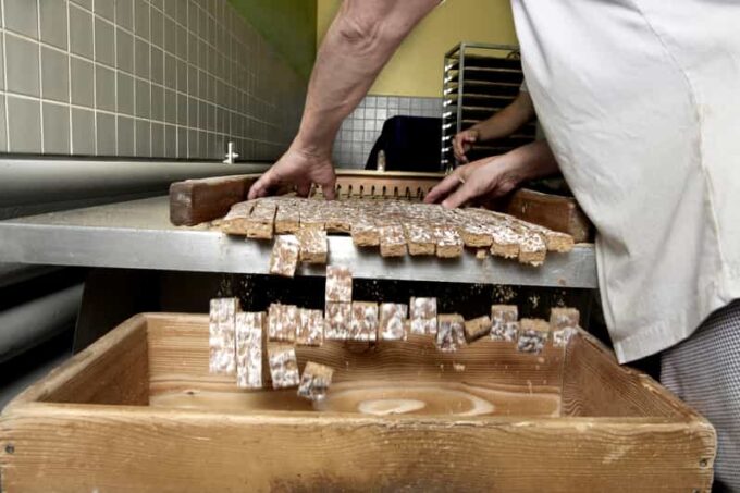 Basel: Tour of Jakob's Basler Leckerly Bakery - Exploring the Culinary Traditions of Basel