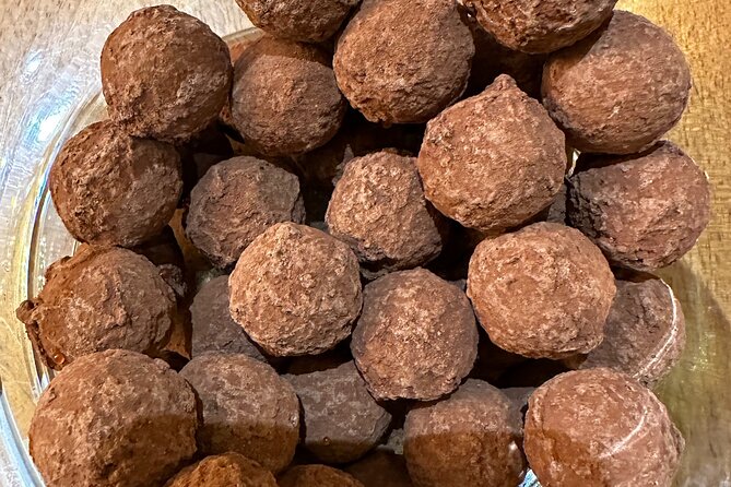 Basels Cheese, Chocolate, and Local Pastry Tasting Private Tour - Guide Expertise