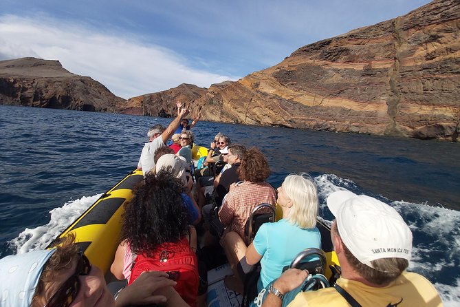 Basic Tour 1 - Shuttle (Quinta Do Lorde to Cais Do Sardinha) (One Way) - Shuttle Details
