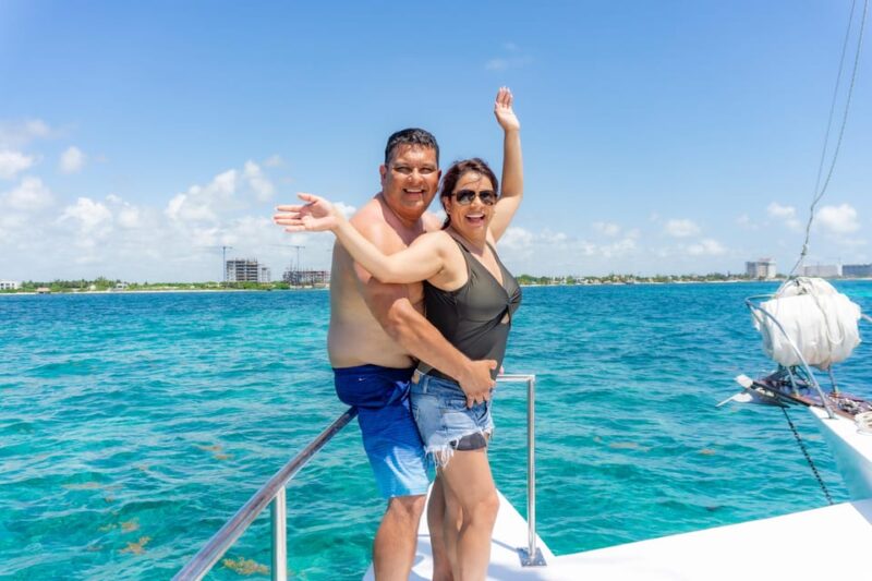 Basic Tour Isla Mujeres and Open Bar - Itinerary and Activities