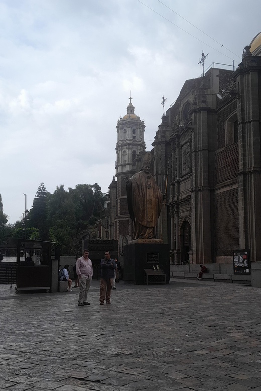 Basilica De Guadalupe: Complete Walking Tour - Experience and Learning