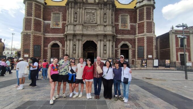 Basilica of Our Lady of Guadalupe: Private Tour + Transport - Enriching Spiritual Experience