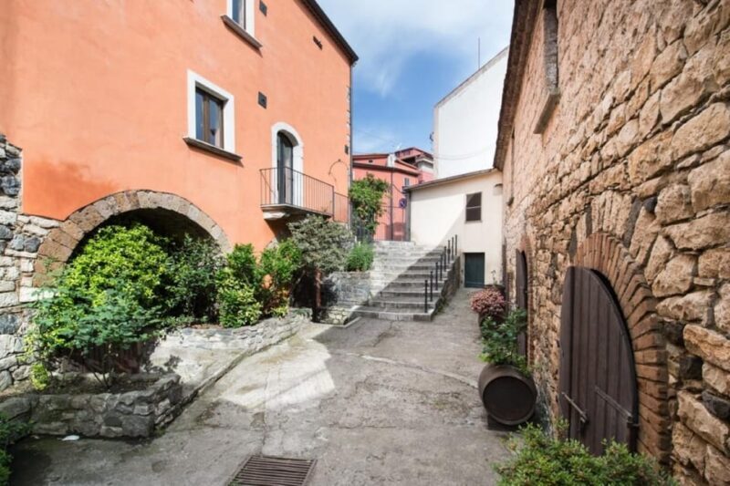 Basilicata: Discover Volcanic Tuff Caves and Taste Excellent Lucanian Wines - A Journey Through History: Caves Dating Back to the 1600s