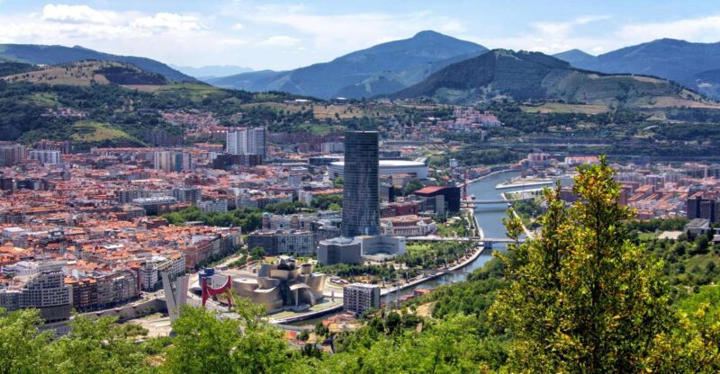 Basque Country 7-Day Guided Tour From Bilbao - Discovering Biarritz and San Sebastian
