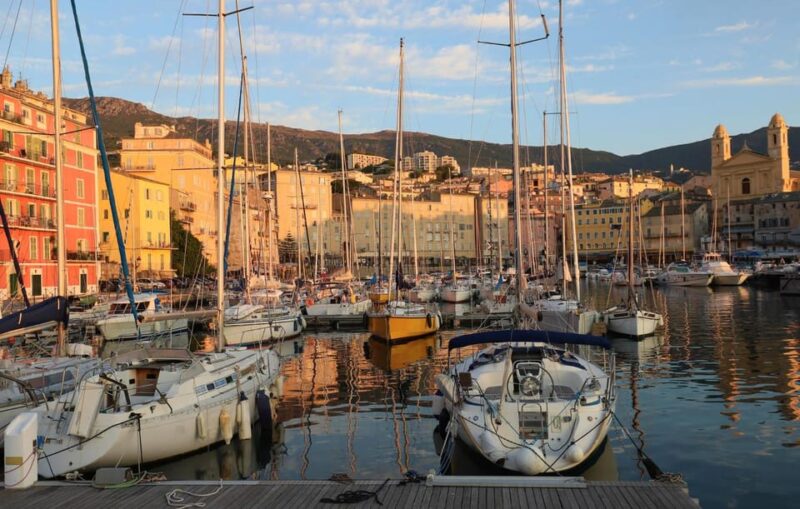 Bastia: Express Walk With a Local in 60 Minutes - Discovering Bastias Historic Landmarks