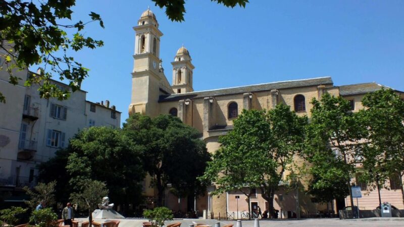 Bastia: Private Walking City Tour - Discovering Bastias Essence