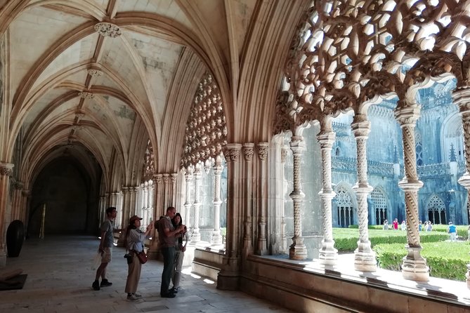 Batalha, Alcobaça, Nazaré, and Óbidos - Private Guided Tour - Exploring Batalha Monastery