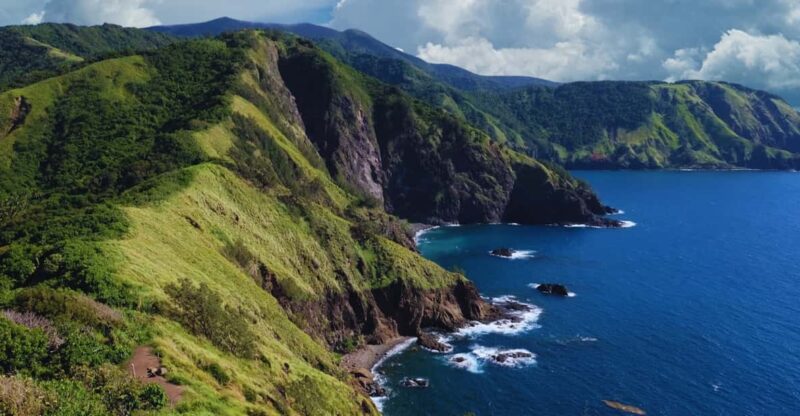 BATANES OF THE EAST-DINGALAN AURORA DAYTOUR FROM MANILA - Key Points