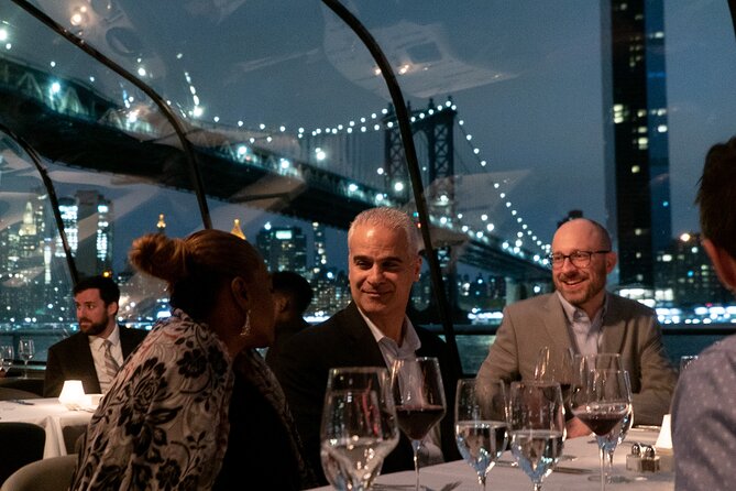Bateaux New York Thanksgiving Plated Dinner Cruise - Departure and Meeting Details
