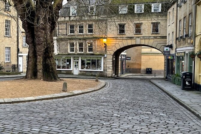 BATH: 2-Hour Bath Walking Tour of Bridgerton Filming Locations - Featherington and Danbury Homes