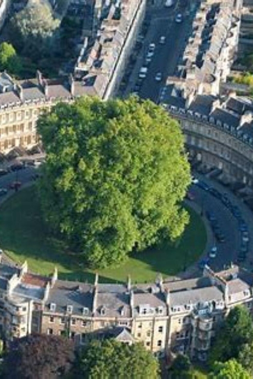 Bath: Guided Walking Tour of Historic Sights & Pubs (3h) - Exploring Bath Abbey