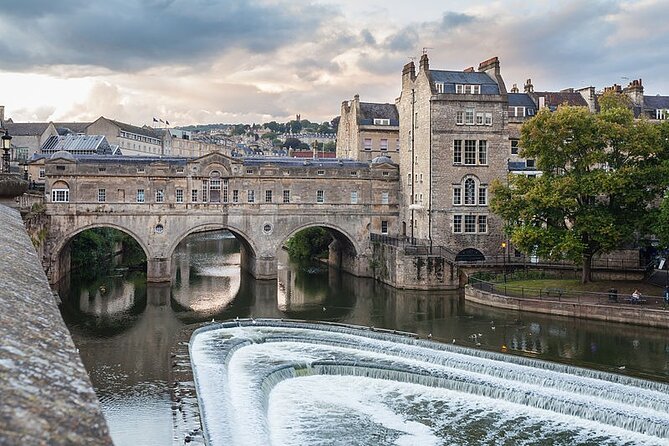 Bath Private Self-Guided Walking Audio Tour - Discovering Roman History