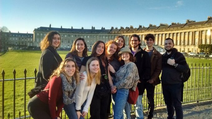 Bath: Private Unconventional History of Bath Walking Tour - Uncovering Lesser-Known Sights and Landmarks