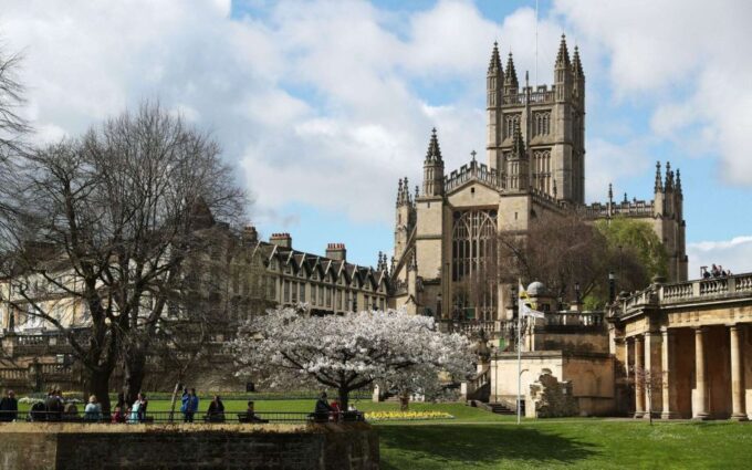 Bath: Private Walking Tour - Tour Duration and Route